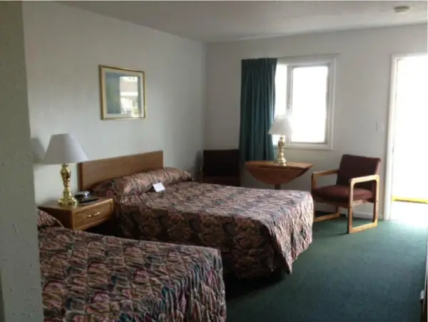 Town House Motel 7